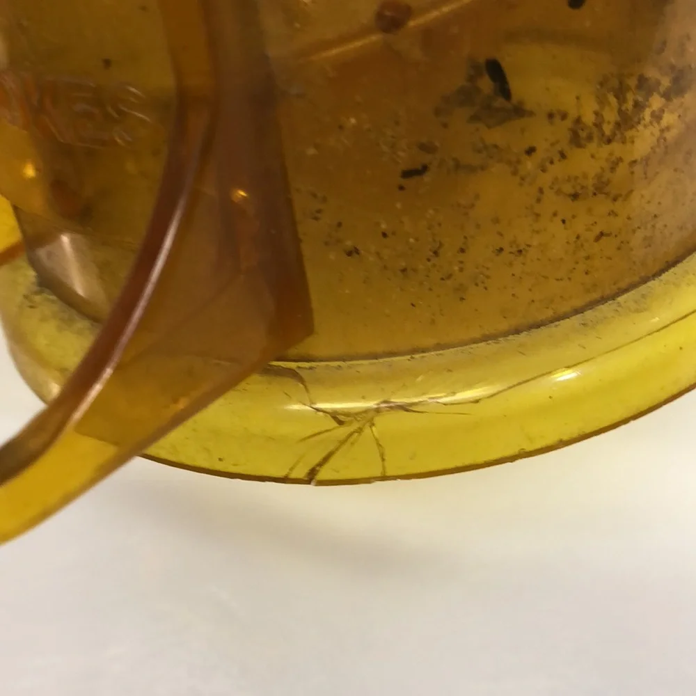 Stokes Select Plastic Tube Bird Feeder: Yellow